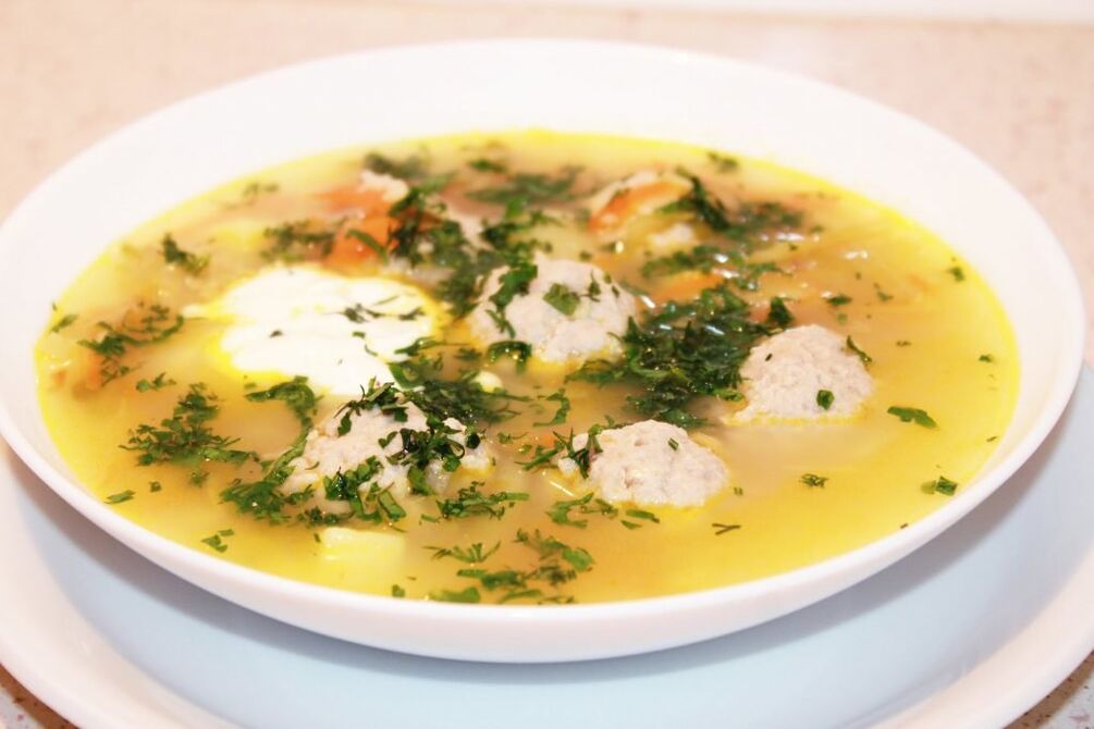 A húsgombóc leves ideális a Dukan-diéta „alternáló szakaszához